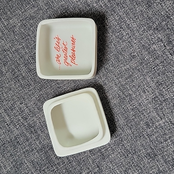 Ladybug Square Trinket Box - Picture 3 of 4